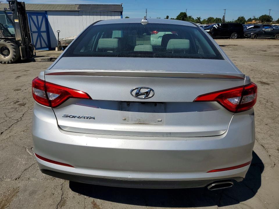 68404306 :رقم المزاد ، 5NPE24AF5HH557589 vin ، 2017 Hyundai Sonata مزاد بيع