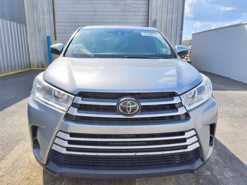Продаж на аукціоні авто 2019 Toyota Highlander, vin: 5TDBZRFH0KS962931, номер лоту: 68607666