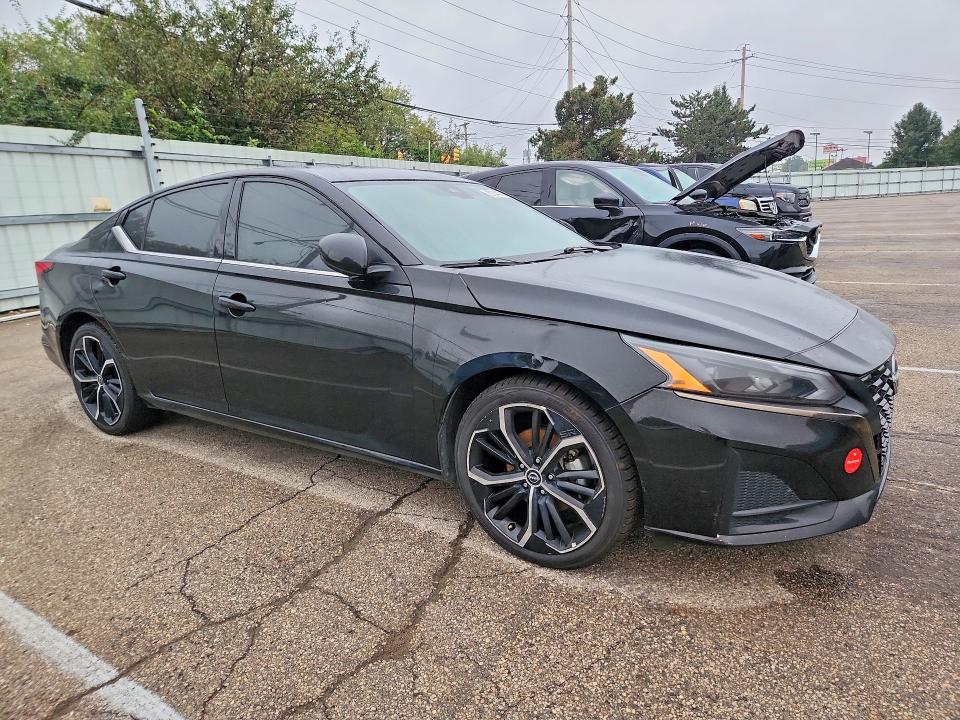67244706 :رقم المزاد ، 1N4BL4CV2RN361069 vin ، 2024 Nissan Altima مزاد بيع