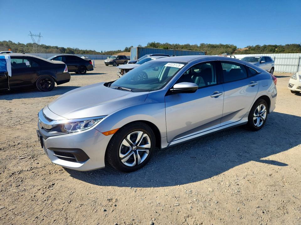 Auction sale of the 2018 Honda Civic, vin: 2HGFC2F54JH583977, lot number: 69326126
