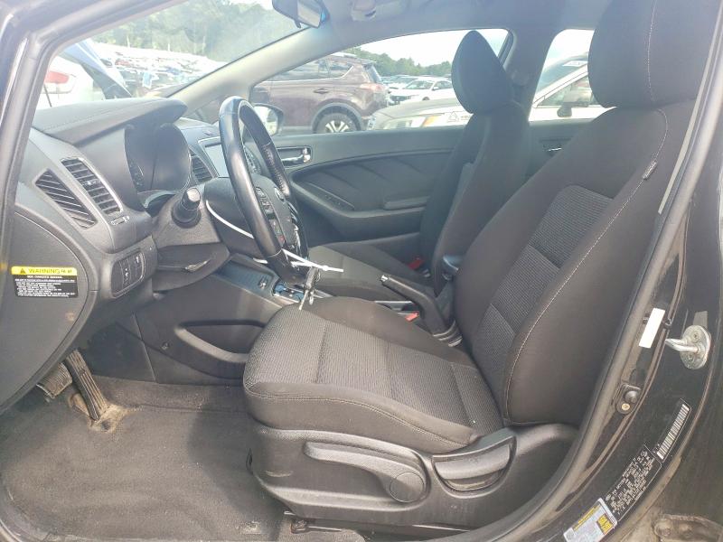 68046976 :رقم المزاد ، 3KPFL4A73JE189580 vin ، 2018 Kia Forte مزاد بيع