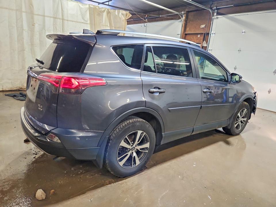 Продажа на аукционе авто 2018 Toyota Rav4, vin: JTMRFREV5JJ724504, номер лота: 68676026