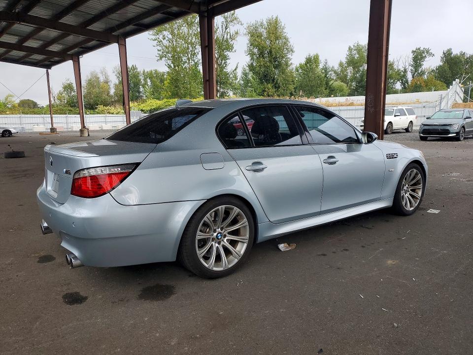 2006 Bmw M5 მანქანა იყიდება აუქციონზე, vin: WBSNB935X6B581315, აუქციონის ნომერი: 67141986