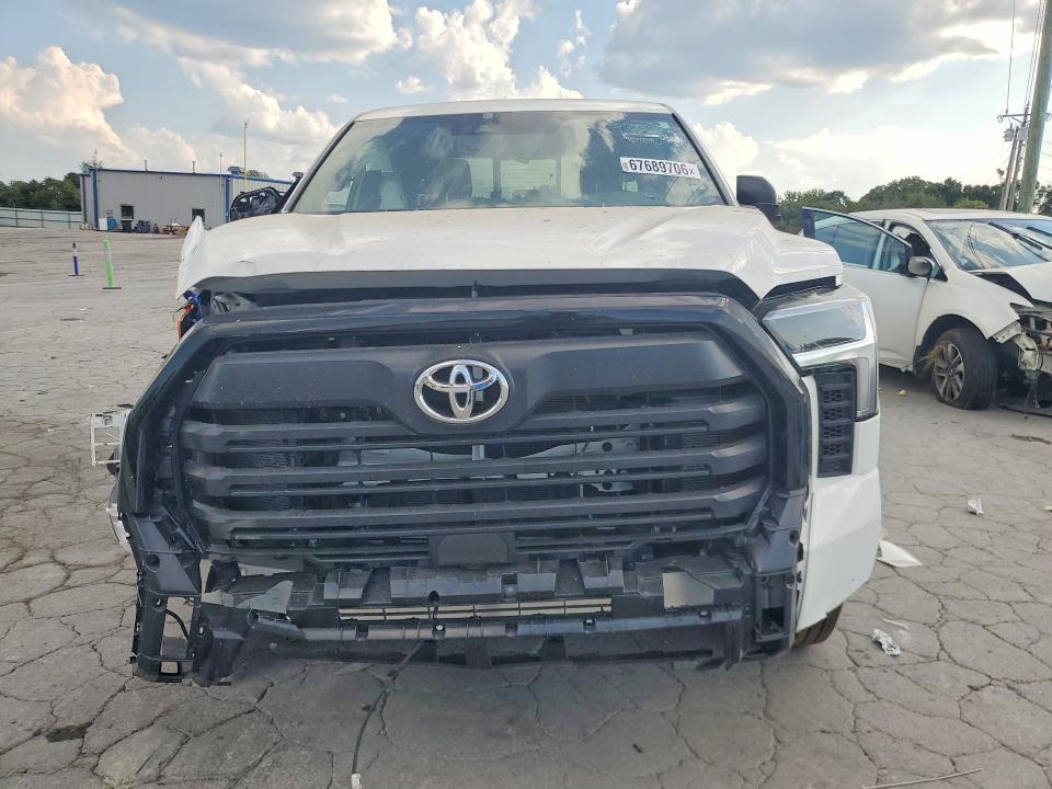 Продаж на аукціоні авто 2025 Toyota Tundra, vin: 5TFKB5DA8SX273653, номер лоту: 67689706