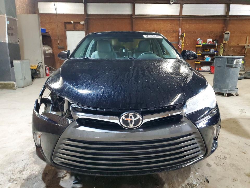 Aukcja sprzedaży 2015 Toyota Camry, vin: 4T4BF1FK9FR447435, numer aukcji: 69926846