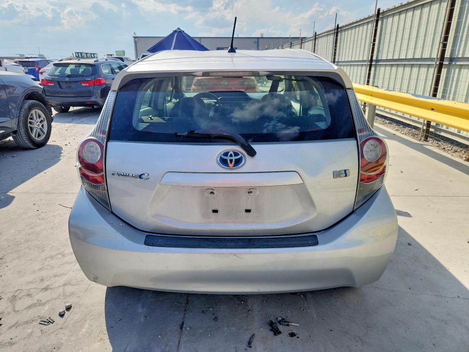 Продаж на аукціоні авто 2013 Toyota Prius C, vin: JTDKDTB33D1056021, номер лоту: 70025306