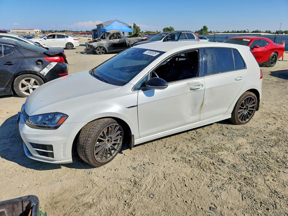 2017 Volkswagen Golf R მანქანა იყიდება აუქციონზე, vin: WVWVF7AU7HW167513, აუქციონის ნომერი: 70090526
