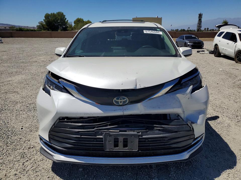 Продажа на аукционе авто 2022 Toyota Sienna, vin: 5TDYRKEC2NS092398, номер лота: 67546086