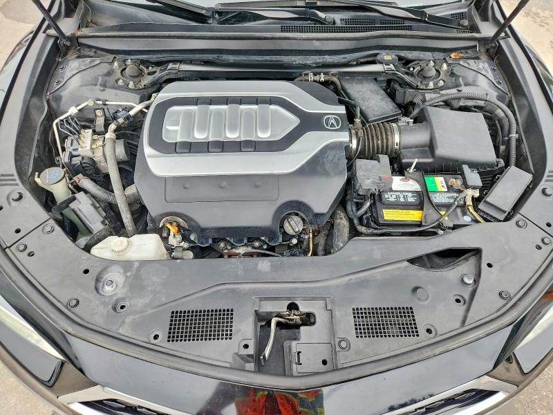 70489146 :رقم المزاد ، JH4KC1F59JC000540 vin ، 2018 Acura Rlx مزاد بيع