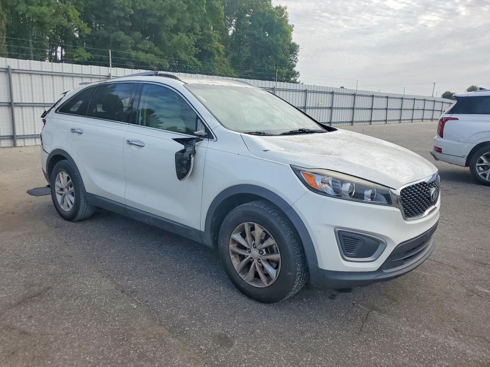 2016 Kia Sorento მანქანა იყიდება აუქციონზე, vin: 5XYPG4A31GG008221, აუქციონის ნომერი: 69118066