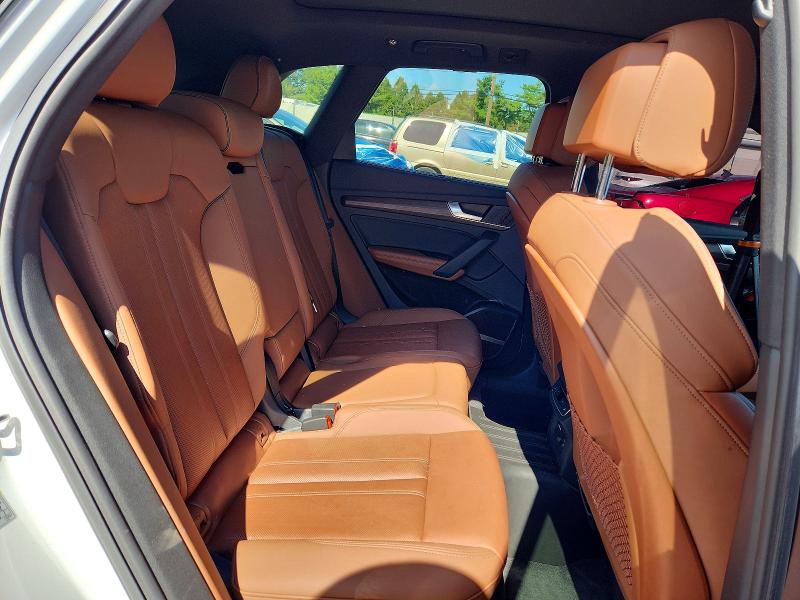 68238226 :رقم المزاد ، WA1CAAFY6M2034106 vin ، 2021 Audi Q5 مزاد بيع