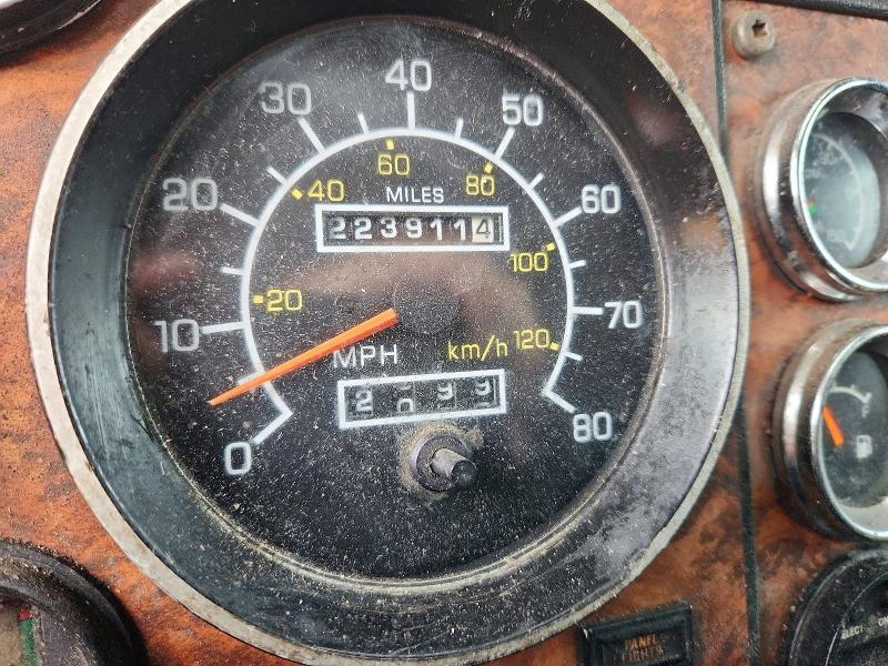 Продажа на аукционе авто 2000 Kenworth W900, vin: 1XKWDB9X7YR848740, номер лота: 69780196