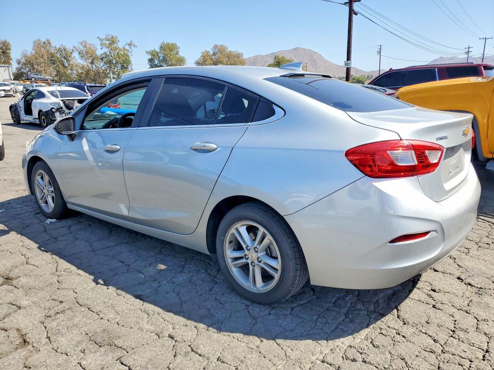 69552406 :رقم المزاد ، 1G1BE5SM8H7126268 vin ، 2017 Chevrolet Cruze مزاد بيع