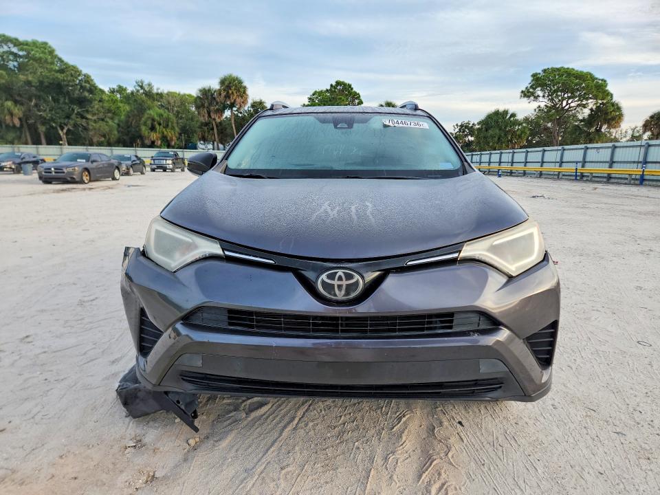 Продажа на аукционе авто 2018 Toyota Rav4, vin: JTMZFREV4JJ166080, номер лота: 70446736