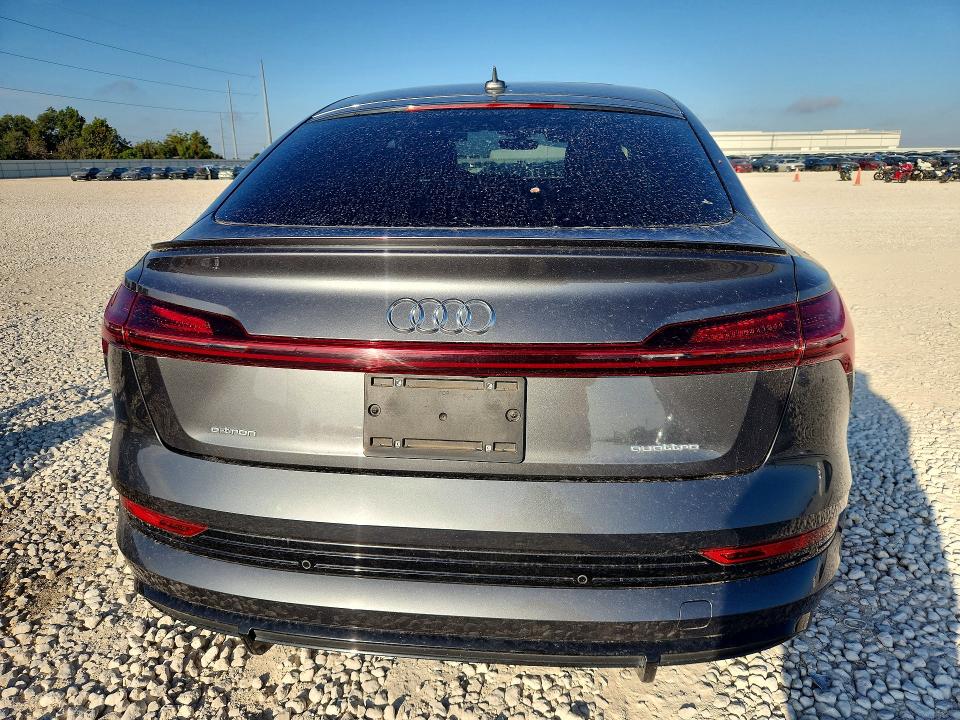 Продаж на аукціоні авто 2022 Audi E-tron, vin: WA13AAGE2NB022136, номер лоту: 66384036