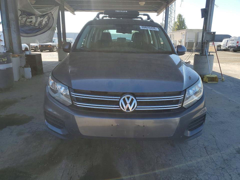 69820426 :رقم المزاد ، WVGAV7AX7GW051072 vin ، 2016 Volkswagen Tiguan مزاد بيع