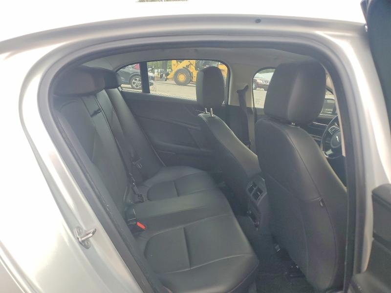 Продаж на аукціоні авто 2018 Jaguar Xe, vin: SAJAD4FX7JCP34561, номер лоту: 69654346