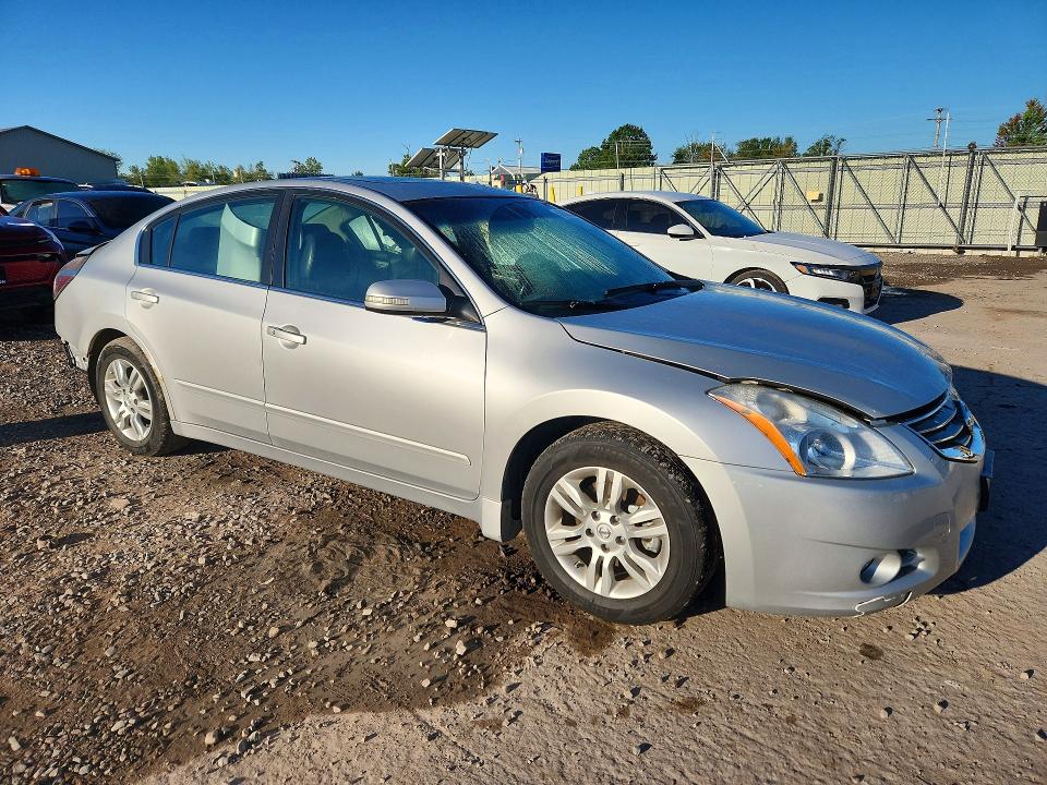68630696 :رقم المزاد ، 1N4AL2AP0BN427046 vin ، 2011 Nissan Altima مزاد بيع