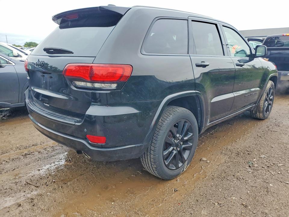 69225776 :رقم المزاد ، 1C4RJFAG1JC348103 vin ، 2018 Jeep Grand Cherokee مزاد بيع