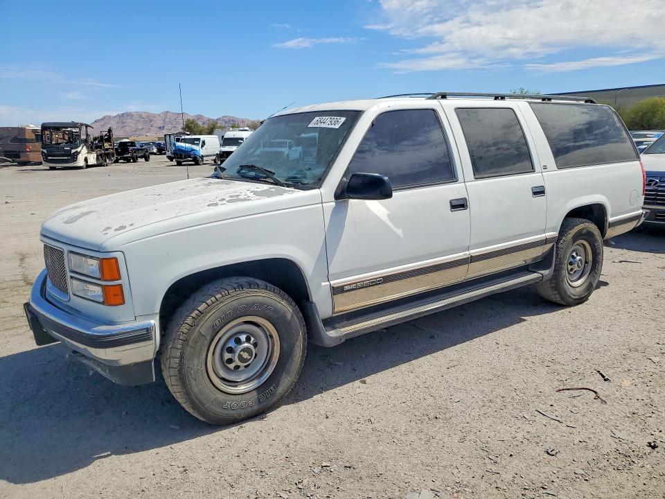 Продажа на аукционе авто 1997 Gmc Suburban, vin: 1GKGC26J6VJ738229, номер лота: 68447936