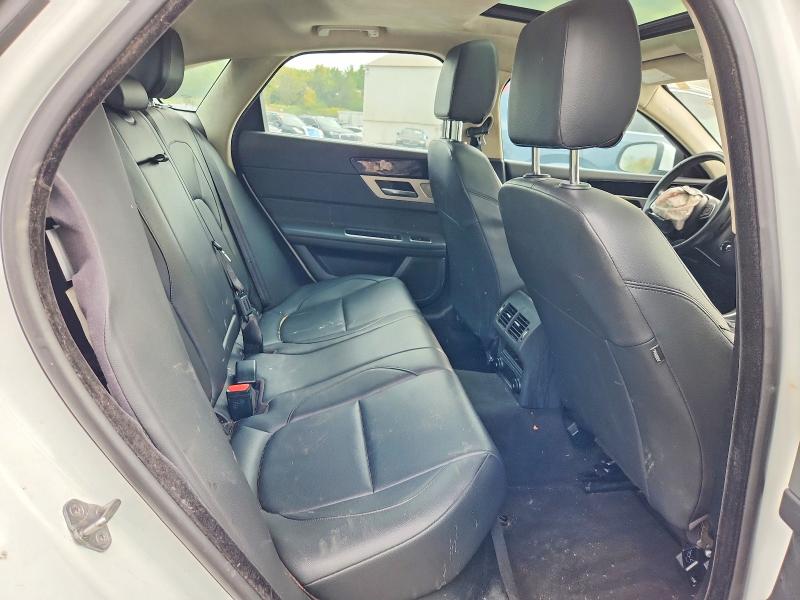 70803006 :رقم المزاد ، SAJBD4FX9KCY78845 vin ، 2019 Jaguar Xf مزاد بيع