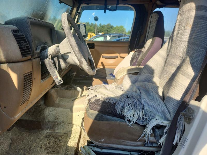 68154456 :رقم المزاد ، 1J4FA59S41P310146 vin ، 2001 Jeep Wrangler / Tj مزاد بيع