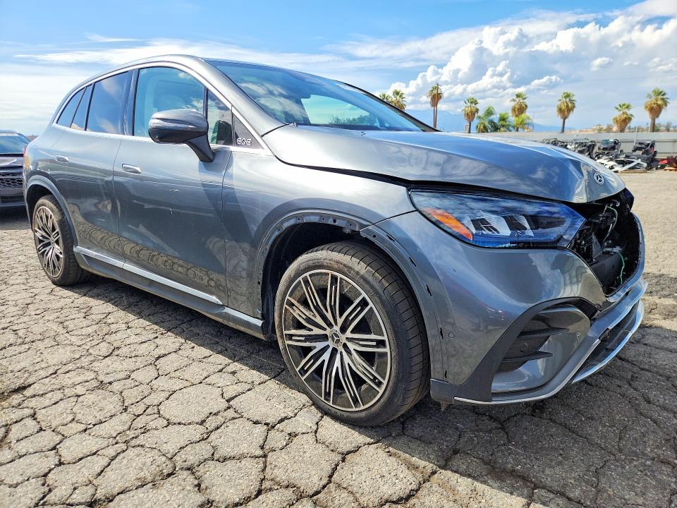 68131006 :رقم المزاد ، 4JGGM1CB9PA020513 vin ، 2023 Mercedes-benz Eqe Suv مزاد بيع