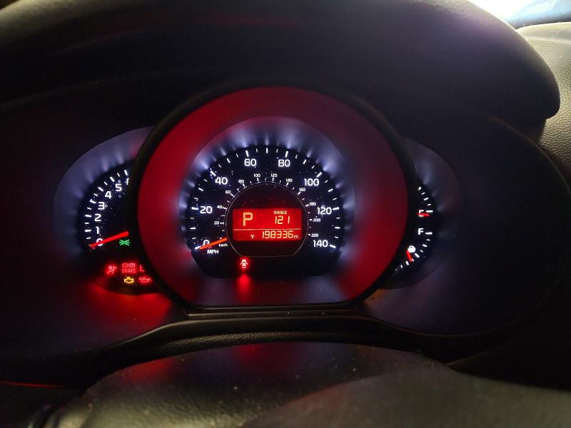 Продажа на аукционе авто 2016 Kia Soul, vin: KNDJN2A29G7374657, номер лота: 70637756