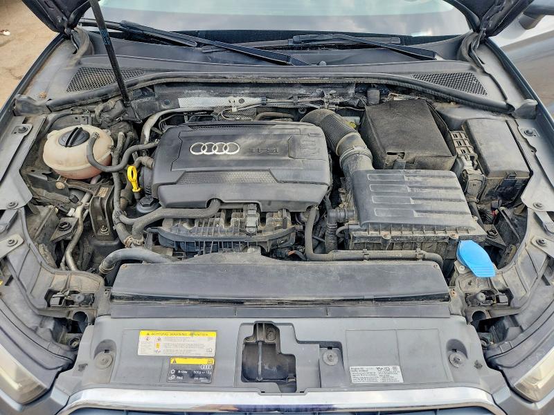 67681726 :رقم المزاد ، WAUACGFF7F1131796 vin ، 2015 Audi A3 مزاد بيع