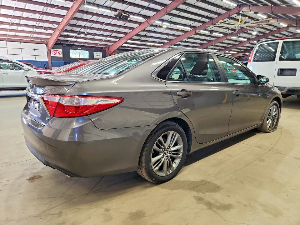 Aukcja sprzedaży 2015 Toyota Camry, vin: 4T1BF1FK5FU072945        , numer aukcji: 68981676