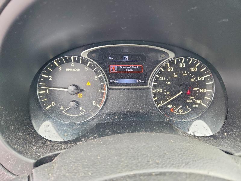 Продажа на аукционе авто 2017 Nissan Altima, vin: 1N4AL3AP3HC124093, номер лота: 69026396