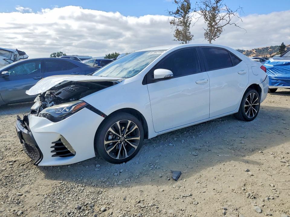Продаж на аукціоні авто 2018 Toyota Corolla, vin: 2T1BURHE7JC091227, номер лоту: 67382726