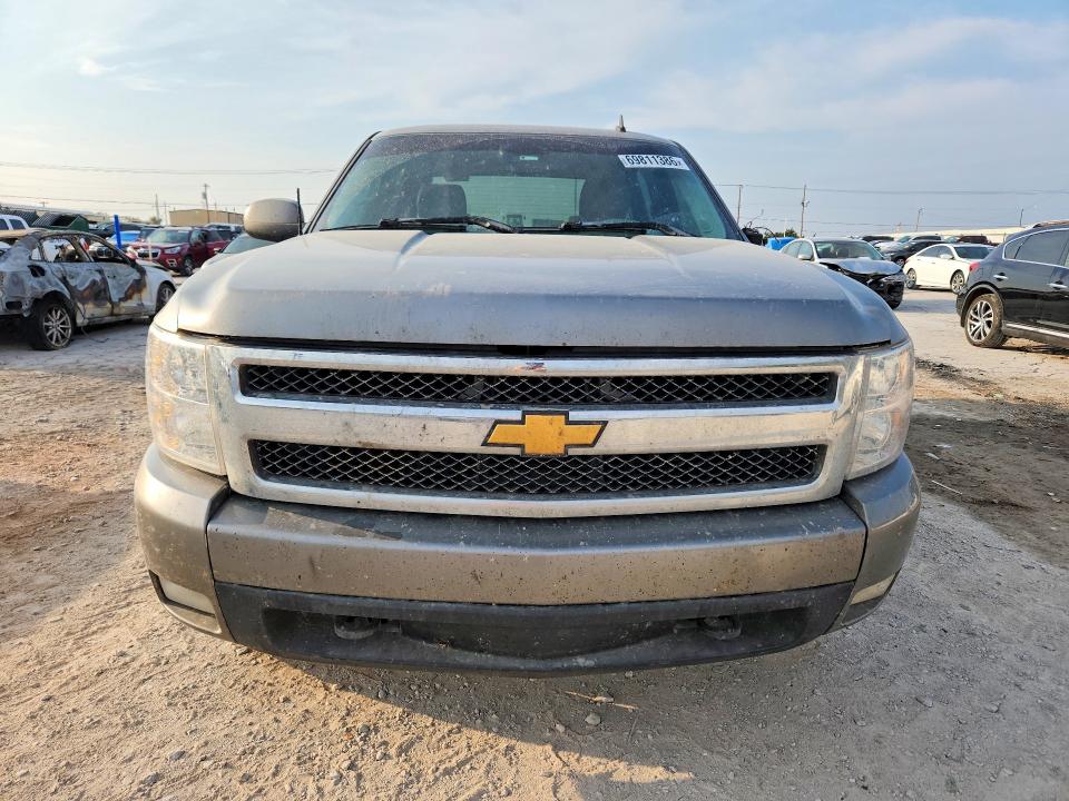69811386 :رقم المزاد ، 2GCEC13J371541937 vin ، 2007 Chevrolet Silverado مزاد بيع