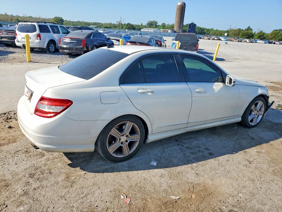 68757366 :رقم المزاد ، WDDGF5EB6AF388389 vin ، 2010 Mercedes-benz C مزاد بيع