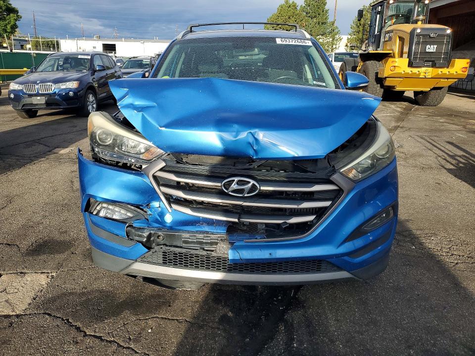 69372686 :رقم المزاد ، KM8J33A20GU195383 vin ، 2016 Hyundai Tucson مزاد بيع