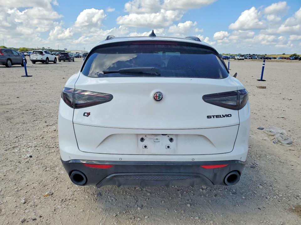 2021 Alfa Romeo Stelvio მანქანა იყიდება აუქციონზე, vin: ZASPAKBN4M7D19261, აუქციონის ნომერი: 67730396