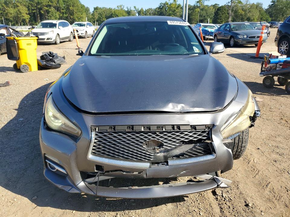 69575846 :رقم المزاد ، JN1BV7AP1FM330555 vin ، 2015 Infiniti Q50 مزاد بيع