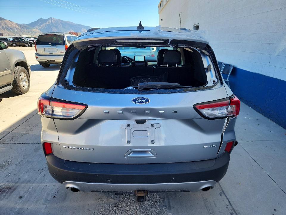 2022 Ford Escape მანქანა იყიდება აუქციონზე, vin: 1FMCU9J94NUA80465, აუქციონის ნომერი: 67705616