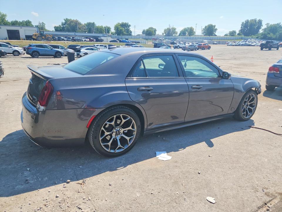 2018 Chrysler 300 მანქანა იყიდება აუქციონზე, vin: 2C3CCABT5JH276015, აუქციონის ნომერი: 67366576