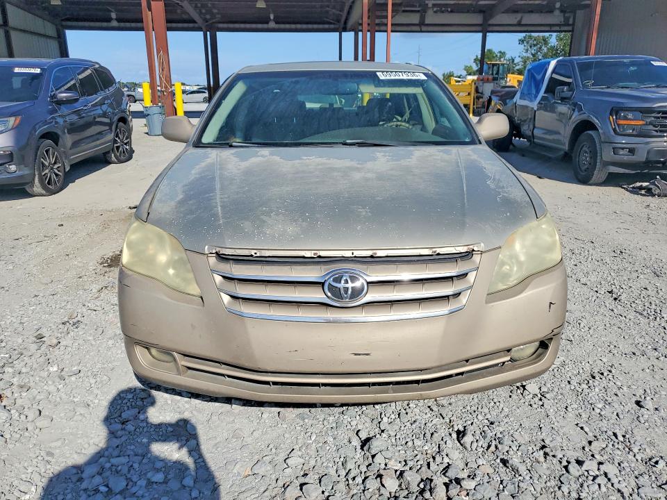 69507936 :رقم المزاد ، 4T1BK36B65U053858 vin ، 2005 Toyota Avalon مزاد بيع