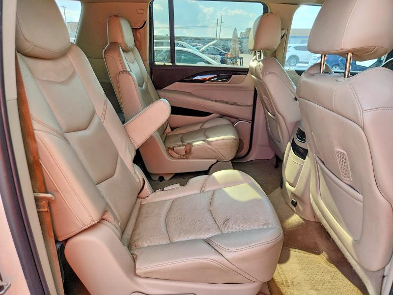2015 Cadillac Escalade მანქანა იყიდება აუქციონზე, vin: 1GYS4HKJ0FR204782, აუქციონის ნომერი: 69090466