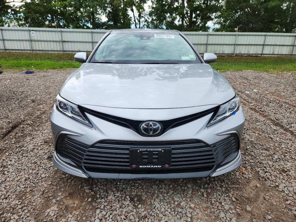 Продажа на аукционе авто 2023 Toyota Camry, vin: 4T1C11AK2PU125676, номер лота: 69031366