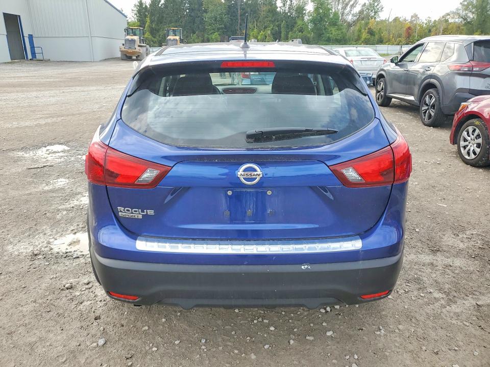 70929646 :رقم المزاد ، JN1BJ1CPXJW105666 vin ، 2018 Nissan Rogue Sport مزاد بيع