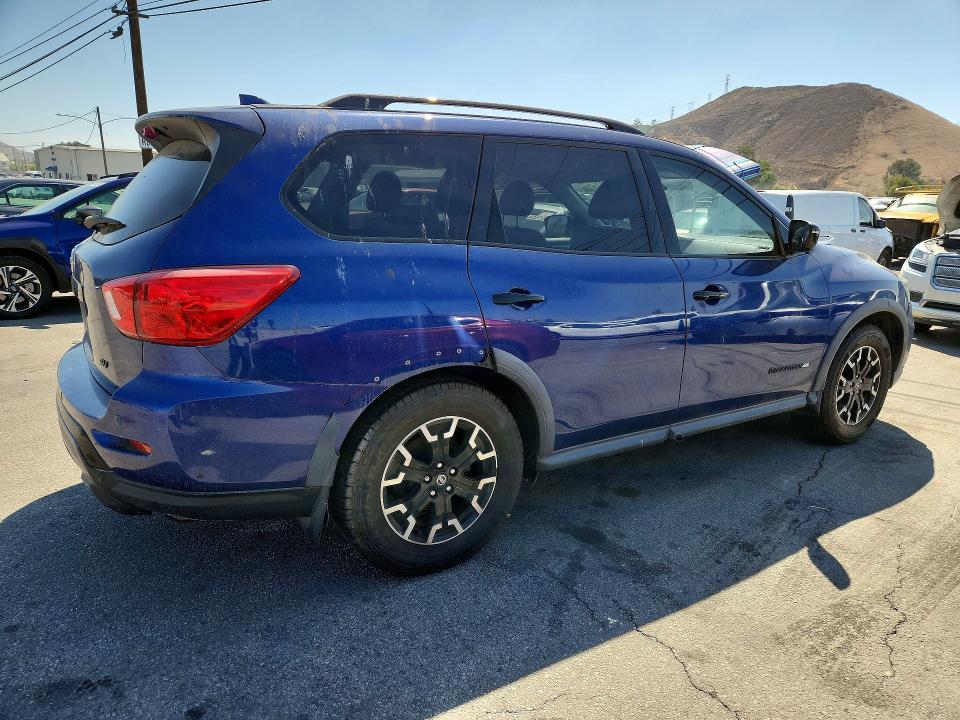 Продажа на аукционе авто 2019 Nissan Pathfinder, vin: 5N1DR2MN1KC650137, номер лота: 69554006