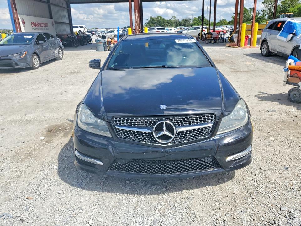 Продажа на аукционе авто 2013 Mercedes-benz C, vin: WDDGJ4HB3DF988408, номер лота: 70445176