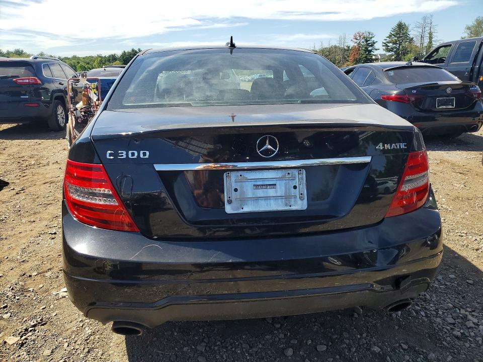 Auction sale of the 2012 Mercedes-benz C, vin: WDDGF8BB2CR198161        , lot number: 68686296