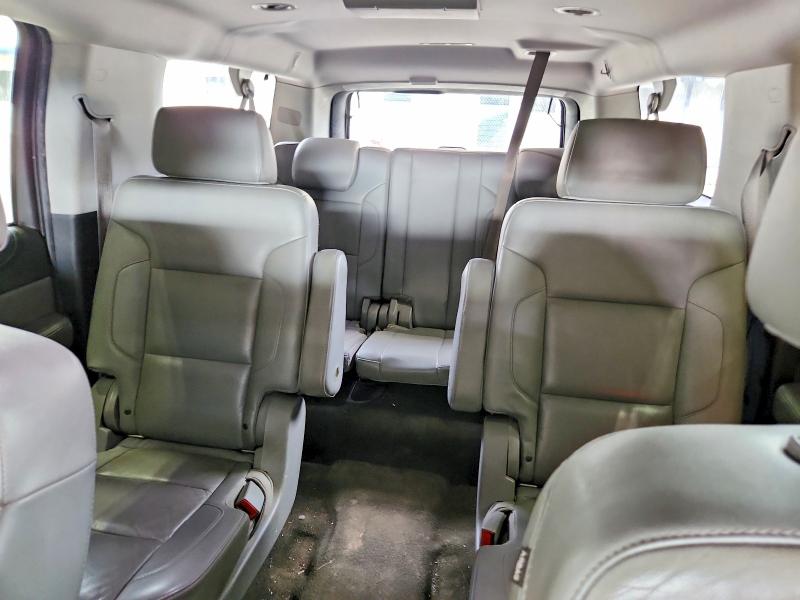 Продажа на аукционе авто 2015 Chevrolet Suburban, vin: 1GNSCJKC4FR712164, номер лота: 68543336
