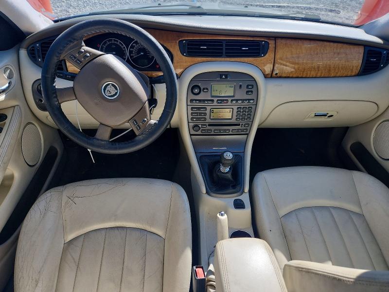 2004 Jaguar X-type მანქანა იყიდება აუქციონზე, vin: SAJEB52D04XD94680, აუქციონის ნომერი: 66990926