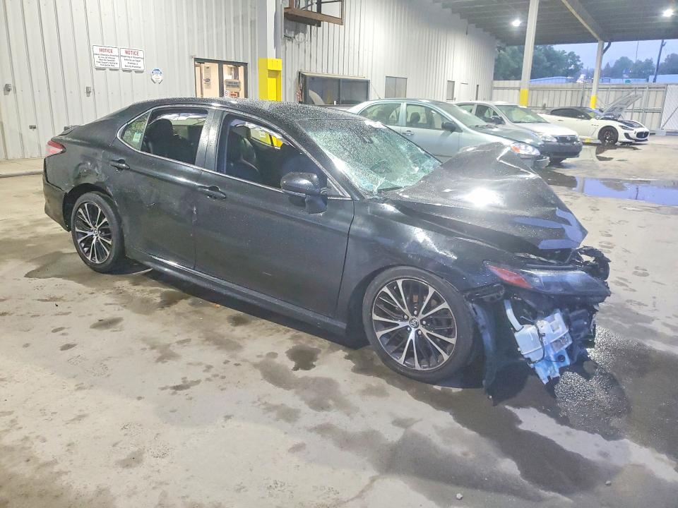 Продажа на аукционе авто 2018 Toyota Camry, vin: JTNB11HK5J3019401, номер лота: 70782776
