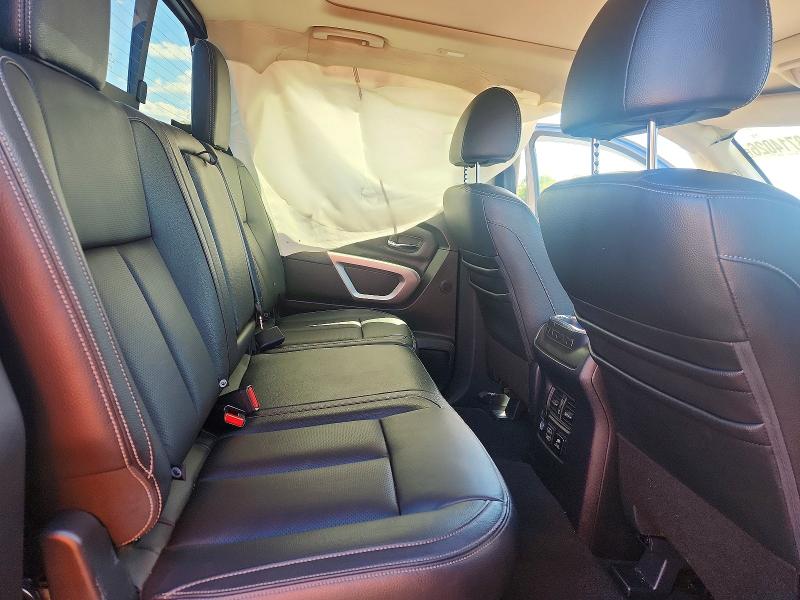 68714026 :رقم المزاد ، 1N6AA1ED6MN505680 vin ، 2021 Nissan Titan مزاد بيع
